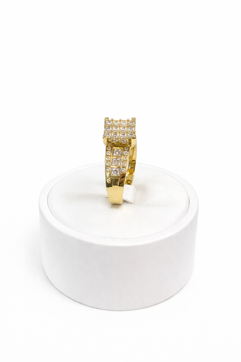 10K Gold Engagement Ring