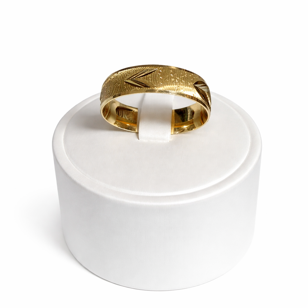 Men's 10k gold engagement ring.