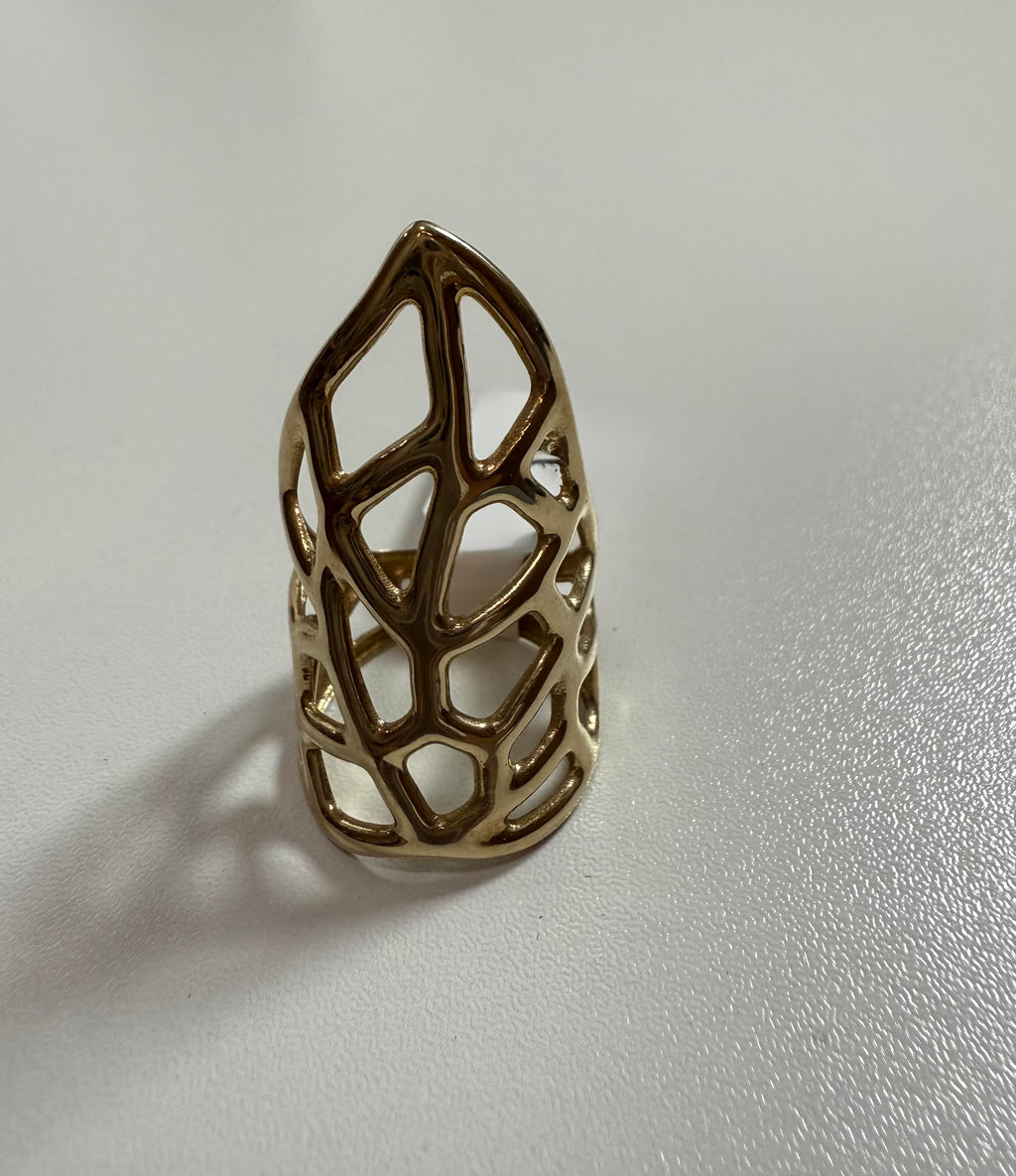 Women's ring, Monica Robles model